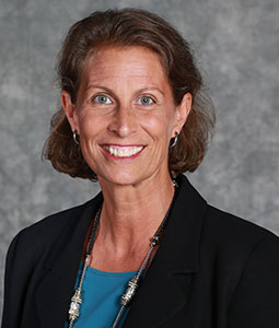 Laura Smith headshot