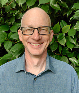 Headshot of Brian Hipp