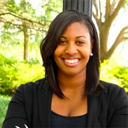 Maya Williams headshot