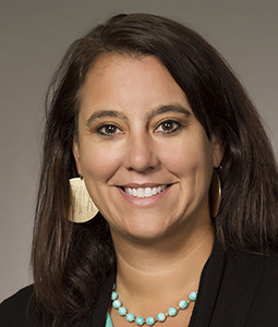 Lauren Puffenbarger headshot