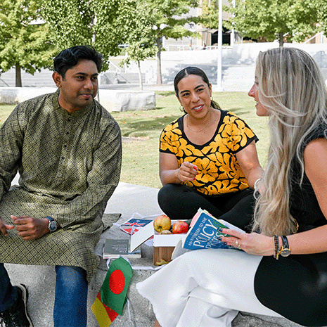 students studying global health